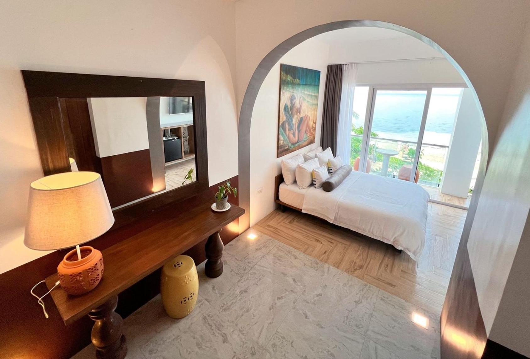 Palassa Private Residences Balabag  Habitación foto
