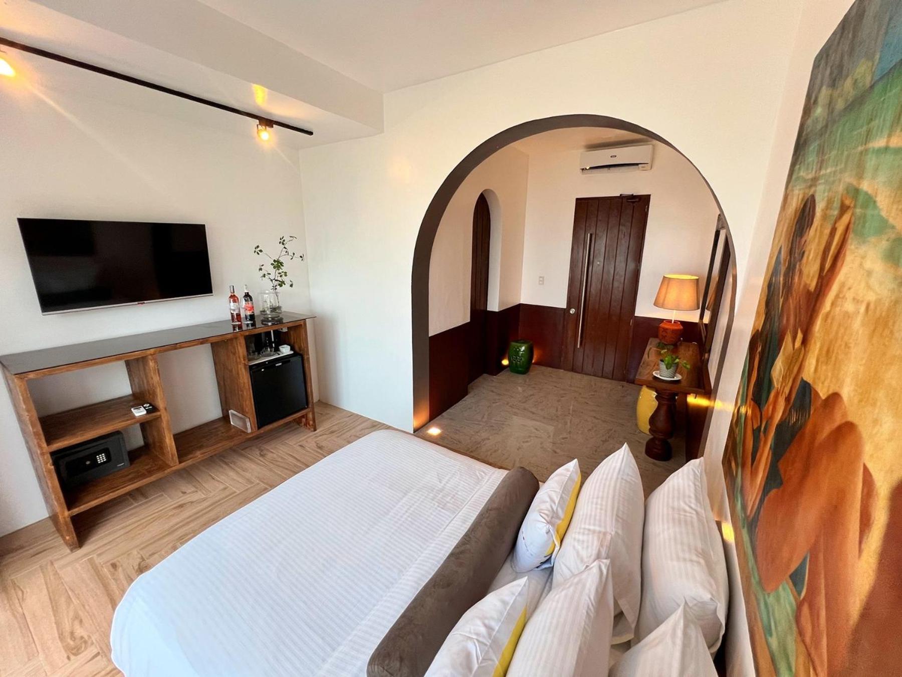 Palassa Private Residences Balabag  Habitación foto