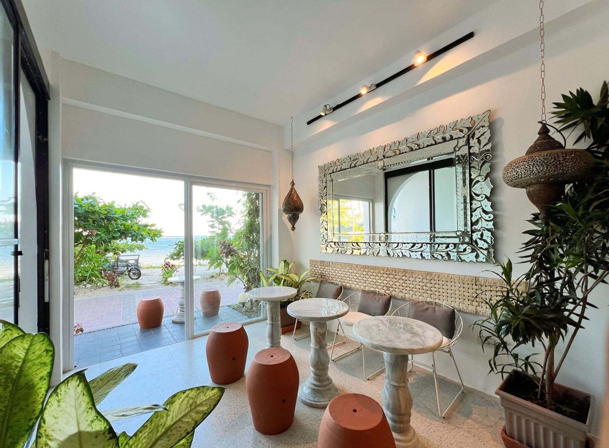 Palassa Private Residences Balabag  Exterior foto